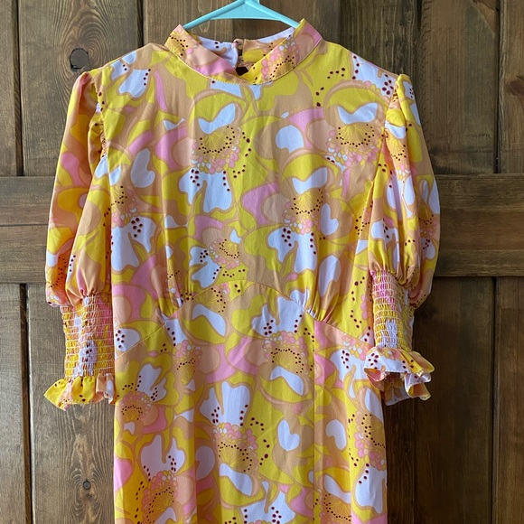 ASOS River Island Retro Floral Puff Sleeve Open Back Maxi Dress - Picture 3 of 5